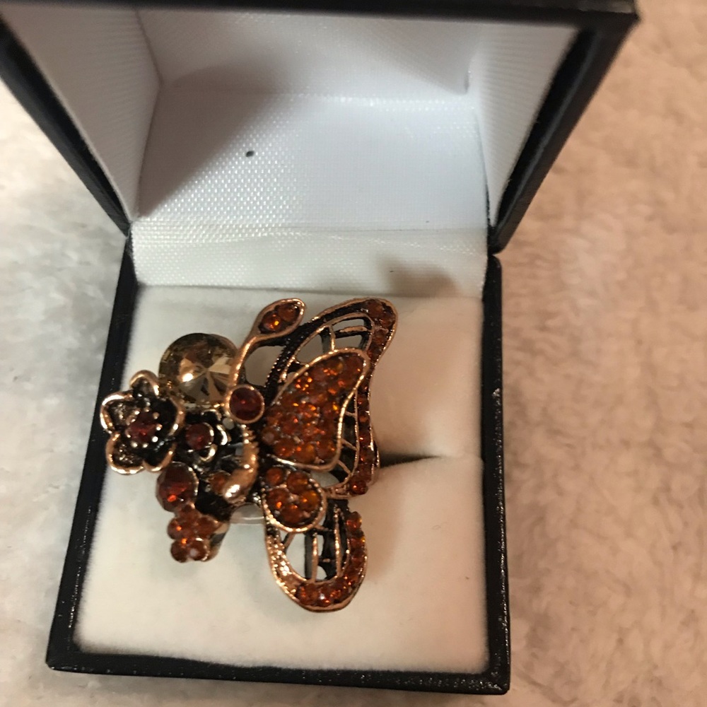 Women ring